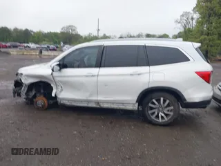2020 Honda Pilot EX z VIN 5FNYF6H36LB027308, wystawiony jako IAAI lot #42216410 z przebiegiem 97 303 mil mil oraz . Historia ofert i sprzedaży dostępna na DreamBid. Obrazek 14.