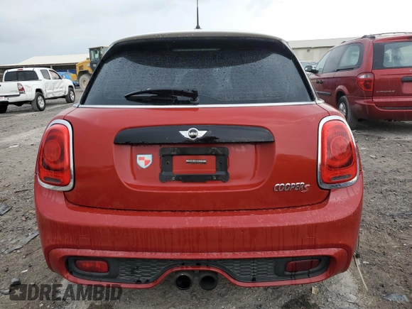 2015 MINI Hardtop 4 Door S with VIN WMWXU3C50F2B56905, listed as a Copart auction lot 59747905 with 151,537 mi miles and Clean title. Bid and sale history available at DreamBid. Image 6.