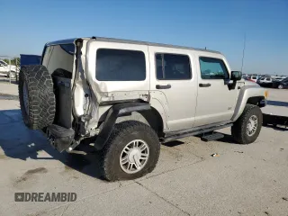 2008 Hummer H3 SUV with VIN 5GTEN13E188148684, listed as a Copart auction lot 70860664 with 146,452 mi miles and Salvage Title. Bid and sale history available at carsss.com. Image 3.