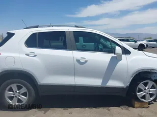 2020 Chevrolet Trax LT с VIN 3GNCJLSB0LL215581, выставлен на аукционе IAAI как лот 42390898 с пробегом 62 062 миль миль и . История ставок и продаж доступна на DreamBid. Изображение 14.
