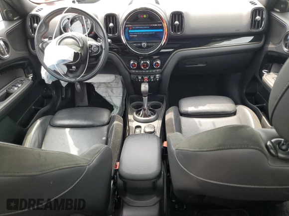 2019 MINI Countryman Cooper S with VIN WMZYT5C56K3G93448, listed as a Copart auction lot 63420534 with 21,440 mi miles and Salvage Title. Bid and sale history available at carsss.com. Image 8.