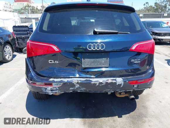 2011 Audi Q5 Premium z VIN WA1CFAFP5BA032844, wystawiony jako IAAI lot #42226412 z przebiegiem 148 649 mil mil oraz . Historia ofert i sprzedaży dostępna na DreamBid. Obrazek 6.