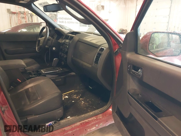 2012 Ford Escape Limited z VIN 1FMCU9E72CKA89909, wystawiony jako IAAI lot #42313128 z przebiegiem 42 011 mil mil oraz . Historia ofert i sprzedaży dostępna na DreamBid. Obrazek 5.