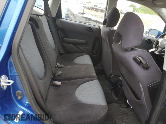 2007 Honda Fit Sport z VIN JHMGD38687S037470, wystawiony jako Copart lot #58797805 z przebiegiem 146 889 mil mil oraz Czysty tytuł • Clean title. Historia ofert i sprzedaży dostępna na DreamBid. Obrazek 10.
