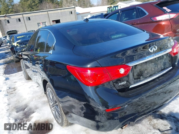 2015 Infiniti Q50 with VIN JN1BV7AR5FM390226, listed as a IAAI auction lot 41588250 with 121,928 mi miles. Bid and sale history available at carsss.com. Image 3.