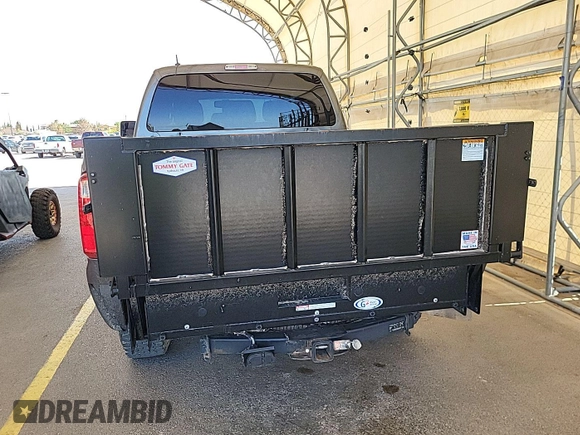 2015 Ford F-250 Lariat with VIN 1FT7W2BT9FEA81043, listed as a IAAI auction lot 42620986 with 132,314 mi miles and . Bid and sale history available at DreamBid. Image 31.
