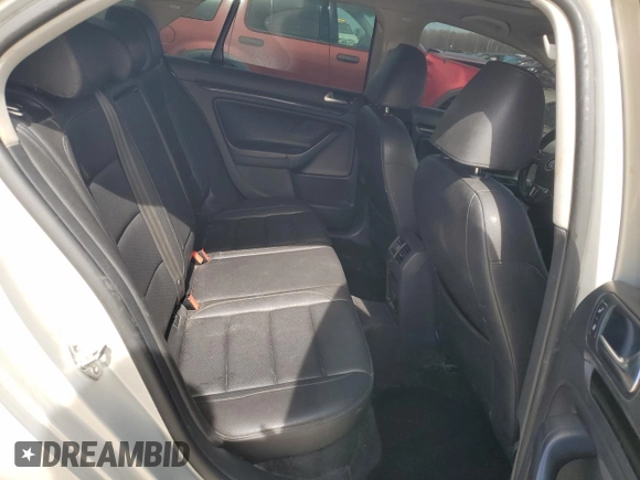 2010 Volkswagen Jetta TDI z VIN 3VWRL7AJ6AM171457, wystawiony jako Copart lot #50009485 z przebiegiem 221 041 mil mil oraz Szkoda całkowita • Salvage title. Historia ofert i sprzedaży dostępna na DreamBid. Obrazek 10.
