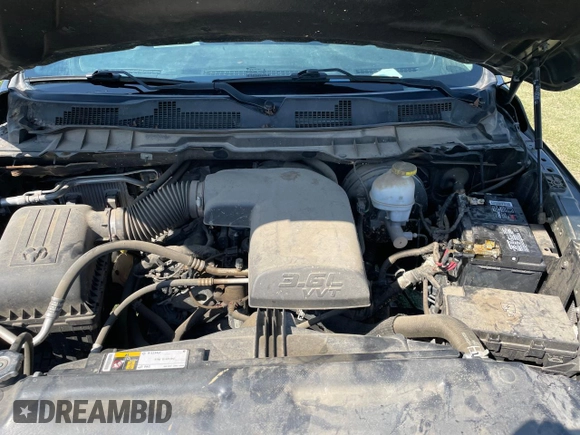 2021 Ram 1500 Tradesman z VIN 1C6RR6KG6MS549410, wystawiony jako Copart lot #74827904 z przebiegiem 122 172 mil mil oraz Czysty tytuł • Clean title. Historia ofert i sprzedaży dostępna na DreamBid. Obrazek 7.