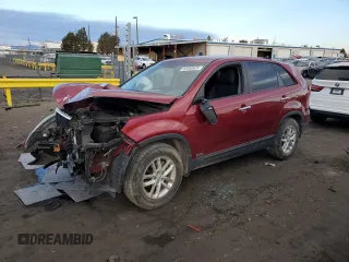 2015 Kia Sorento LX z VIN 5XYKTCA60FG603781, wystawiony jako Copart lot #43392625 z przebiegiem 84 344 mil mil oraz Szkoda całkowita • Salvage title. Historia ofert i sprzedaży dostępna na DreamBid. Obrazek 1.