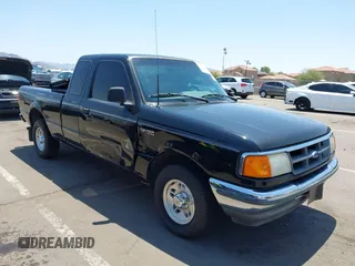 1993 Ford Ranger STX z VIN 1FTCR14A6PPB80601, wystawiony jako IAAI lot #42436006 z przebiegiem 59 656 mil mil oraz . Historia ofert i sprzedaży dostępna na DreamBid. Obrazek 1.