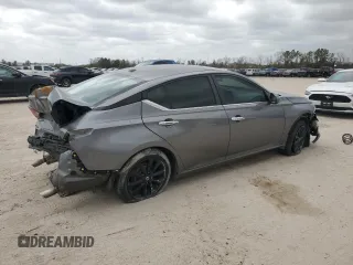 2020 Nissan Altima 2.5 S with VIN 1N4BL4BV7LC117647, listed as a Copart auction lot 48410185 with 71,787 mi miles and Salvage Title. Bid and sale history available at carsss.com. Image 3.