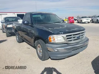 2000 Ford F-150 XL with VIN 1FTRF17W3YKA20460, listed as a IAAI auction lot 41643220 with 1 mi miles. Bid and sale history available at carsss.com. Image 1.