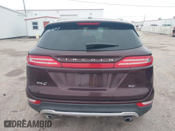 2017 Lincoln MKC Reserve z VIN 5LMCJ3C90HUL72098, wystawiony jako IAAI lot #41300727 z przebiegiem 74 507 mil mil oraz . Historia ofert i sprzedaży dostępna na DreamBid. Obrazek 16.