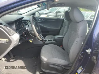2013 Hyundai Sonata GLS z VIN 5NPEB4AC8DH526319, wystawiony jako Copart lot #50889695 z przebiegiem 99 512 mil mil oraz Szkoda całkowita • Salvage title. Historia ofert i sprzedaży dostępna na DreamBid. Obrazek 7.