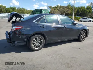 2015 Toyota Camry XLE with VIN 4T1BF1FK6FU064918, listed as a Copart auction lot 50892775 with 140,329 mi miles and Clean Title. Bid and sale history available at DreamBid. Image 3.