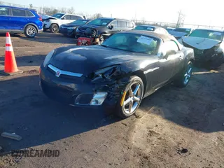 2008 Saturn Sky Red Line with VIN 1G8MG35X48Y130195, listed as a IAAI auction lot 41757992 with 103,184 mi miles. Bid and sale history available at carsss.com. Image 17.