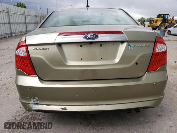 2012 Ford Fusion Hybrid с VIN 3FADP0L33CR218348, выставлен на аукционе Copart как лот 57134285 с пробегом 165 818 миль миль и Списание • Salvage title. История ставок и продаж доступна на DreamBid. Изображение 6.