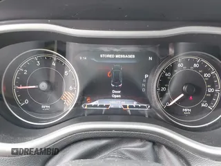 2014 Jeep Cherokee Trailhawk z VIN 1C4PJMBB1EW145683, wystawiony jako IAAI lot #42487730 z przebiegiem 148 277 mil mil oraz . Historia ofert i sprzedaży dostępna na DreamBid. Obrazek 7.