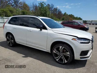 2022 Volvo XC90 R-Design with VIN YV4BR0CM5N1814897, listed as a Copart auction lot 60483314 with 35,622 mi miles and Salvage Title. Bid and sale history available at carsss.com. Image 4.