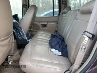 1999 Ford Explorer XLT с VIN 1FMDU35P0XZB48003, выставлен на аукционе Copart как лот 42407905 с пробегом 183 525 миль миль и Списание • Salvage title. История ставок и продаж доступна на DreamBid. Изображение 11.