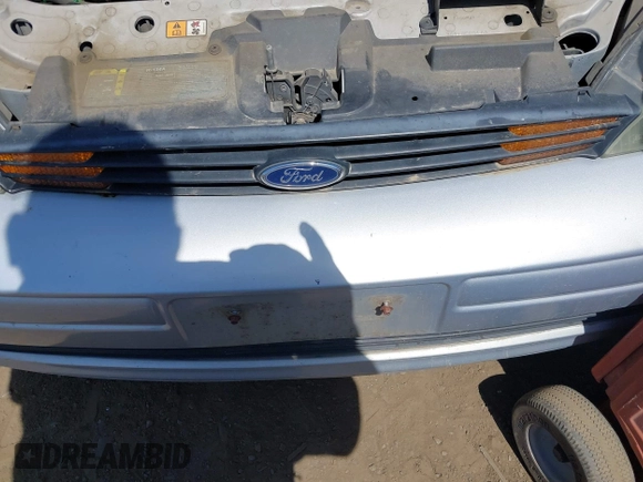 2003 Ford Focus LX with VIN 1FAFP33P73W262234, listed as a IAAI auction lot 42170645 with Not Provided miles and . Bid and sale history available at carsss.com. Image 6.