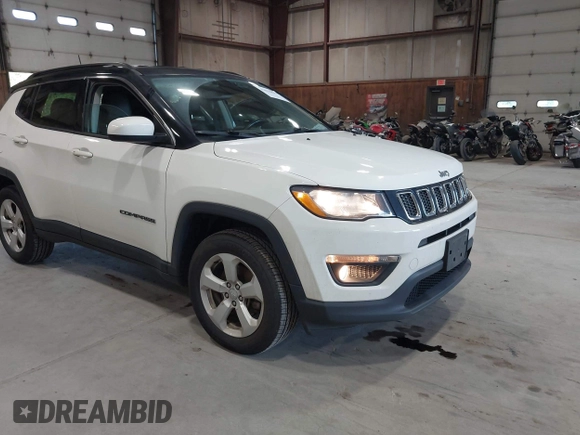2019 Jeep Compass Latitude с VIN 3C4NJDBB0KT828886, выставлен на аукционе IAAI как лот 42614817 с пробегом 81 985 миль миль и . История ставок и продаж доступна на DreamBid. Изображение 18.