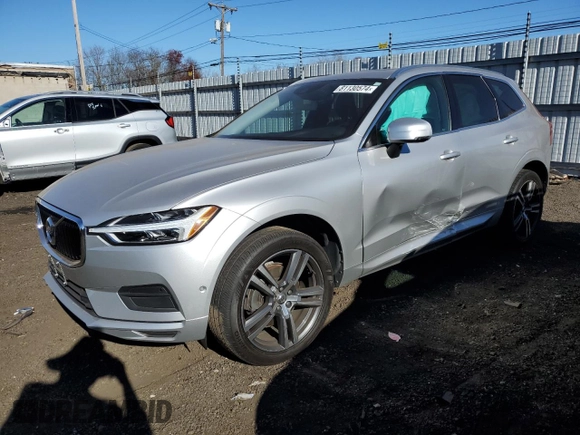2018 Volvo XC60 Momentum with VIN LYV102RK3JB097333, listed as a Copart auction lot 81130574 with 76,499 mi miles and Salvage Title. Bid and sale history available at carsss.com. Image 1.