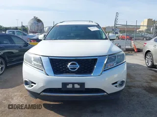 2014 Nissan Pathfinder SV with VIN 5N1AR2MM7EC706483, listed as a IAAI auction lot 42164389 with 192,754 mi miles. Bid and sale history available at carsss.com. Image 6.