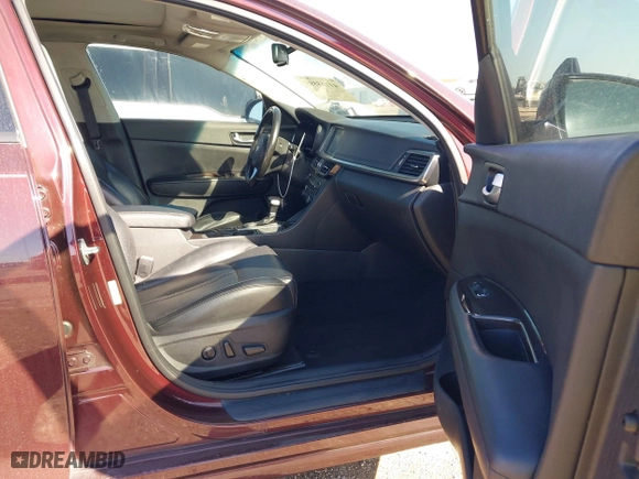2017 Kia Optima EX with VIN 5XXGU4L31HG172001, listed as a IAAI auction lot 41763595 with 212,254 mi miles. Bid and sale history available at carsss.com. Image 5.