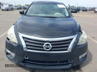 2014 Nissan Altima SL with VIN 1N4AL3AP2EN341540, listed as a IAAI auction lot 42014952 with 174,458 mi miles and . Bid and sale history available at DreamBid. Image 12.