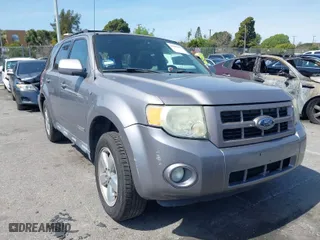 2008 Ford Escape Limited with VIN 1FMCU04188KE20184, listed as a IAAI auction lot 41809075 with 158,116 mi miles. Bid and sale history available at carsss.com. Image 1.