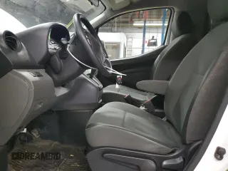 2021 Nissan NV200 S z VIN 3N6CM0KN6MK690259, wystawiony jako Copart lot #48828735 z przebiegiem 60 201 mil mil oraz Szkoda całkowita • Salvage title. Historia ofert i sprzedaży dostępna na DreamBid. Obrazek 7.