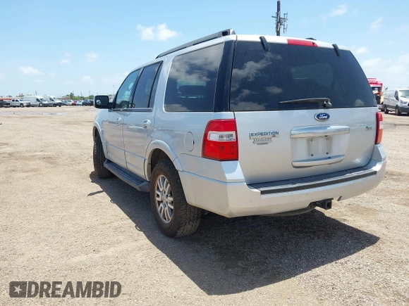 2011 Ford Expedition XLT with VIN 1FMJU1H55BEF22168, listed as a IAAI auction lot 42510766 with 96,498 mi miles and . Bid and sale history available at DreamBid. Image 3.