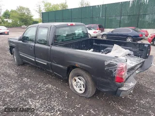 2003 Chevrolet Silverado 1500 LT with VIN 1GCEK19T63E244858, listed as a IAAI auction lot 39411224 with 192,271 mi miles. Bid and sale history available at carsss.com. Image 3.