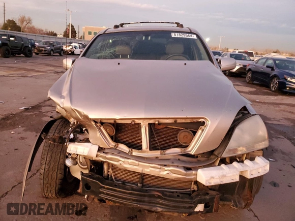 2004 Kia Sorento LX with VIN KNDJC733445261280, listed as a Copart auction lot 81829564 with 251,353 mi miles and Salvage Title. Bid and sale history available at carsss.com. Image 5.