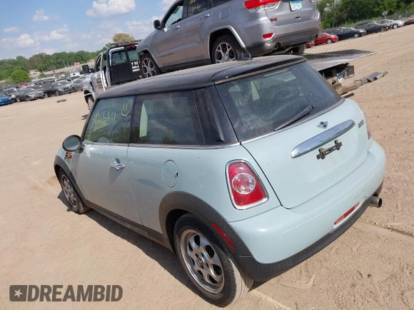 2012 MINI Hardtop with VIN WMWSU3C5XCT258709, listed as a IAAI auction lot 42265461 with 197,678 mi miles and . Bid and sale history available at DreamBid. Image 3.