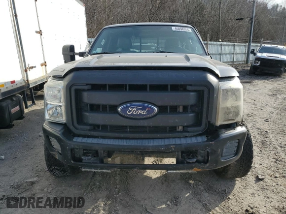 2016 Ford F-250 XLT with VIN 1FT7X2B67GEA84340, listed as a Copart auction lot 46098355 with 176,549 mi miles and Non repairable. Bid and sale history available at DreamBid. Image 5.