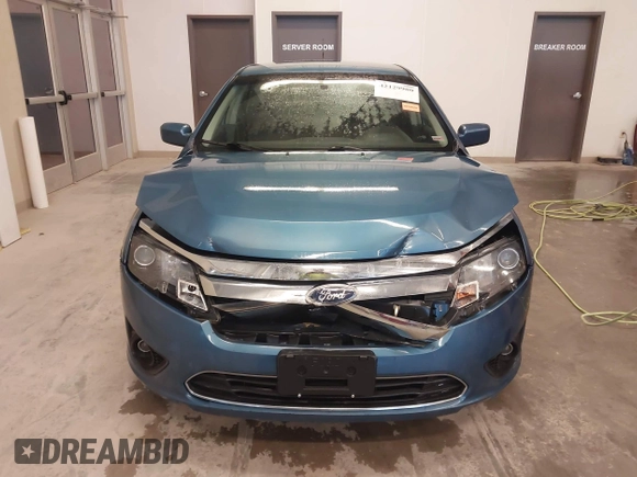 2010 Ford Fusion SE z VIN 3FAHP0HA6AR417044, wystawiony jako IAAI lot #42129980 z przebiegiem 200 595 mil mil oraz . Historia ofert i sprzedaży dostępna na DreamBid. Obrazek 12.