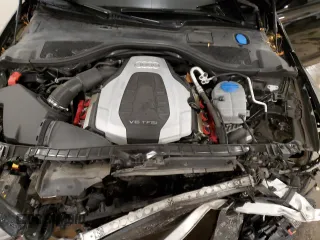 2016 Audi A6 Prestige with VIN WAUHGAFC1GN017177, listed as a Copart auction lot 82557894 with 135,722 mi miles and Salvage title. Bid and sale history available at DreamBid. Image 13.