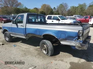 1993 Ford F-250 with VIN 2FTHF25H2PCA20717, listed as a Copart auction lot 53087425 with 246,044 mi miles and Salvage Title. Bid and sale history available at carsss.com. Image 2.