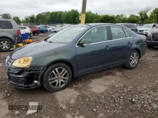 2005 Volkswagen Jetta 2.5L с VIN 3VWDF71K65M607420, выставлен на аукционе Copart как лот 59906585 с пробегом 136 949 миль миль и Списание • Salvage title. История ставок и продаж доступна на DreamBid. Изображение 1.