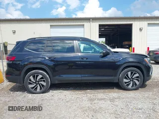 2024 Volkswagen Atlas SE with VIN 1V2WR2CA2RC531551, listed as a IAAI auction lot 42733108 with 34,551 mi miles and . Bid and sale history available at DreamBid. Image 13.