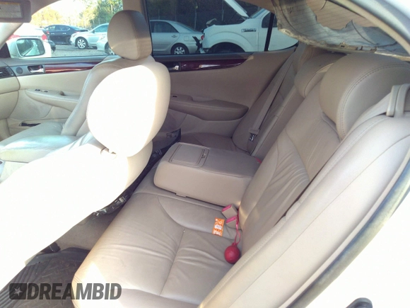 2004 Lexus ES 350 with VIN JTHBA30G045012998, listed as a IAAI auction lot 35739250 with Not Provided miles and . Bid and sale history available at DreamBid. Image 8.