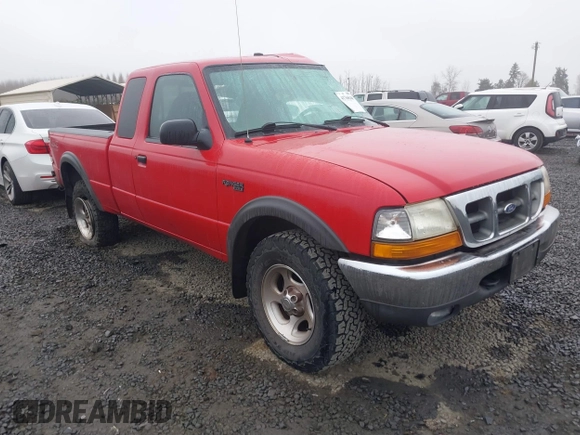 2000 Ford Ranger XLT with VIN 1FTZR15X2YPC01684, listed as a IAAI auction lot 41766048 with 184,221 mi miles. Bid and sale history available at carsss.com. Image 1.