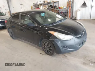 2012 Hyundai Elantra Limited z VIN 5NPDH4AE7CH095546, wystawiony jako IAAI lot #42275350 z przebiegiem 174 135 mil mil oraz . Historia ofert i sprzedaży dostępna na DreamBid. Obrazek 1.
