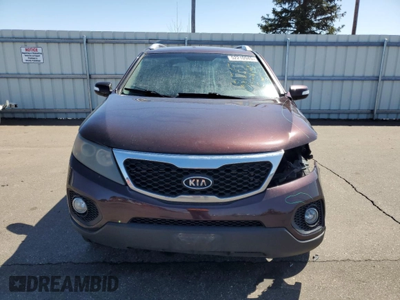 2013 Kia Sorento EX with VIN 5XYKU3A60DG343229, listed as a Copart auction lot 52210945 with 193,362 mi miles and Salvage Title. Bid and sale history available at carsss.com. Image 5.
