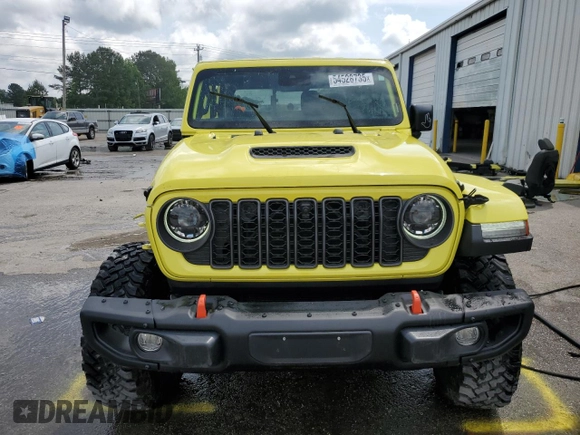 2024 Jeep Gladiator Mojave X with VIN 1C6JJTEG8RL104585, listed as a Copart auction lot 54528735 with 7,528 mi miles and Salvage title. Bid and sale history available at DreamBid. Image 5.