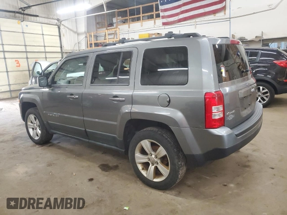 2011 Jeep Patriot Latitude with VIN 1J4NF1GB4BD263678, listed as a Copart auction lot 54442505 with 105,388 mi miles and Clean Title. Bid and sale history available at DreamBid. Image 2.