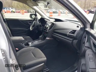 2019 Subaru Forester with VIN JF2SKACC9KH466823, listed as a IAAI auction lot 41948203 with 34,743 mi miles. Bid and sale history available at carsss.com. Image 5.