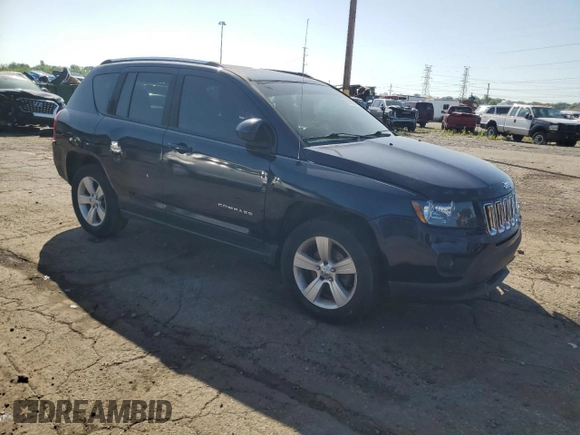 2016 Jeep Compass Latitude with VIN 1C4NJCEA5GD790100, listed as a Copart auction lot 62022485 with 103,224 mi miles and Clean title. Bid and sale history available at DreamBid. Image 4.